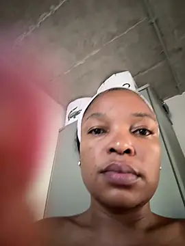 slimcateee online show from April 4, 2026, 7:06 am