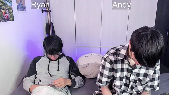 Aventure Twinks online show from December 18, 2024, 9:51 pm