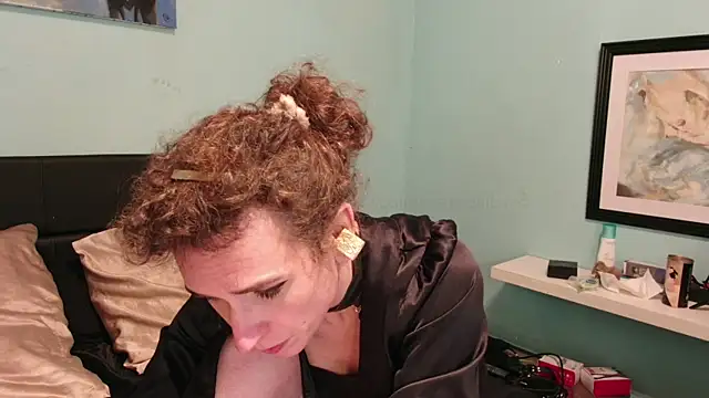 Prxscillia Tx online show from February 8, 2025, 3:21 pm