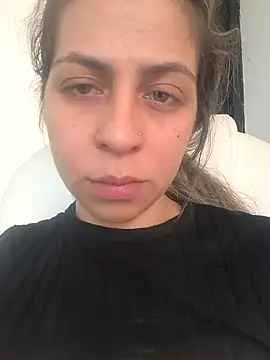 Rose Gang online show from December 8, 2024, 5:33 pm