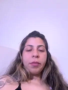 Rose Gang online show from March 3, 2025, 2:36 am