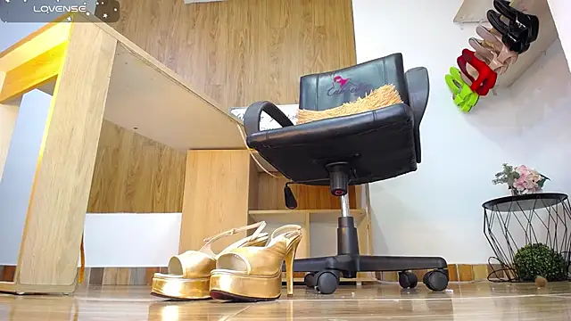 zultanalambert online show from January 5, 2025, 8:11 am