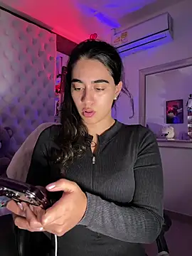 ZarahEvans online show from March 11, 2026, 9:43 pm