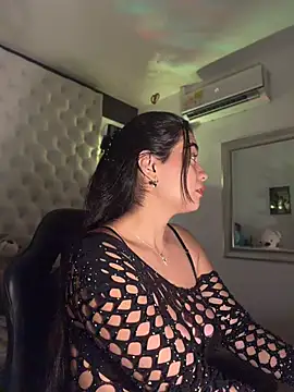 Snapshot of ZarahEvans chatting on June 30, 2026, 8:54 pm ZarahEvans online show from June 30, 2026, 8:54 pm