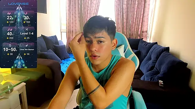 Franco Rizzo  online show from December 12, 2024, 8:53 pm