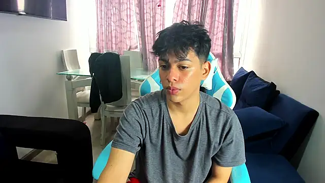 Franco Rizzo  online show from February 8, 2025, 7:49 pm