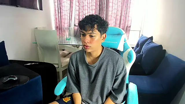 Franco Rizzo  online show from February 24, 2025, 8:47 pm