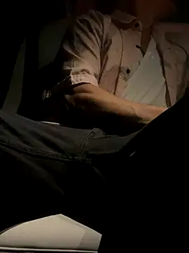 RoodoggXL online show from November 15, 2025, 2:09 am