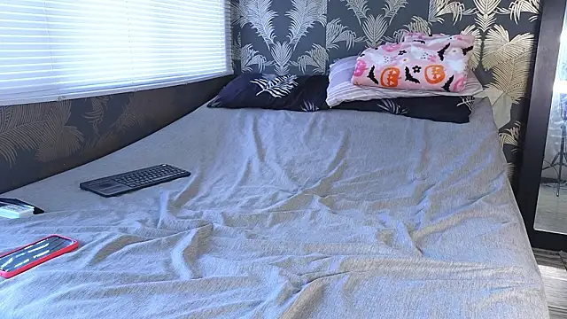 tatiana big ass boobs online show from March 17, 2026, 7:28 pm