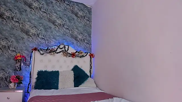 Snapshot of CAMILLEN_PETTID chatting on December 18, 2024, 7:30 pm CAMILLEN PETTID online show from December 18, 2024, 7:30 pm