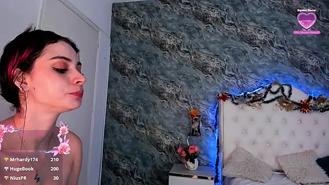 Snapshot of CAMILLEN_PETTID chatting on December 27, 2024, 4:15 am CAMILLEN PETTID online show from December 27, 2024, 4:15 am