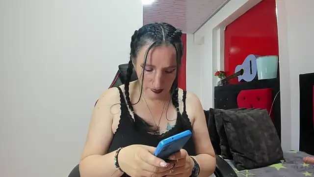 Andrefoxx  online show from September 12, 2025, 3:06 am