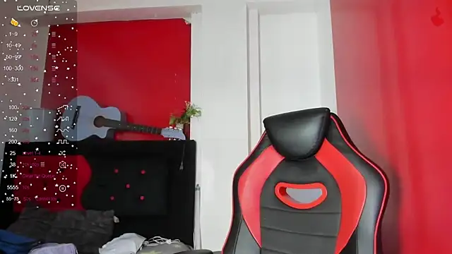 Andrefoxx  online show from September 25, 2025, 2:04 am