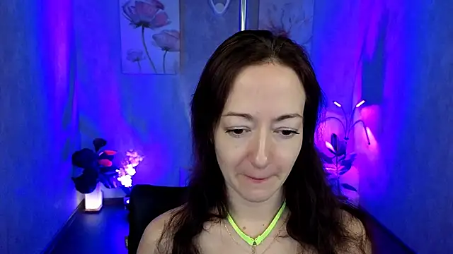 kimberlyray777 online show from March 18, 2025, 12:58 pm
