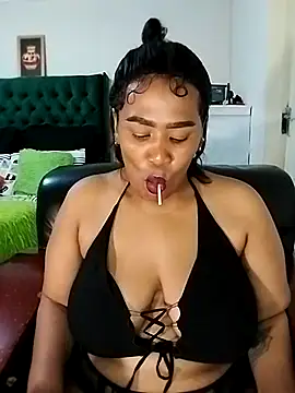 Snapshot of KINKYTEE20 chatting on December 3, 2025, 7:56 pm KINKYTEE20 online show from December 3, 2025, 7:56 pm