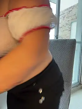 Snapshot of MrsFoucher chatting on November 4, 2025, 11:53 am MrsFoucher online show from November 4, 2025, 11:53 am