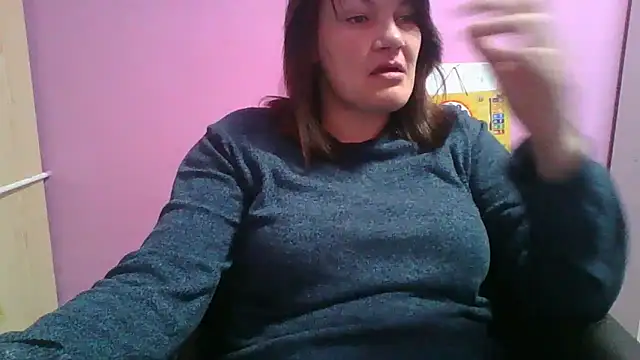 Lucinka1 online show from March 21, 2025, 6:40 pm