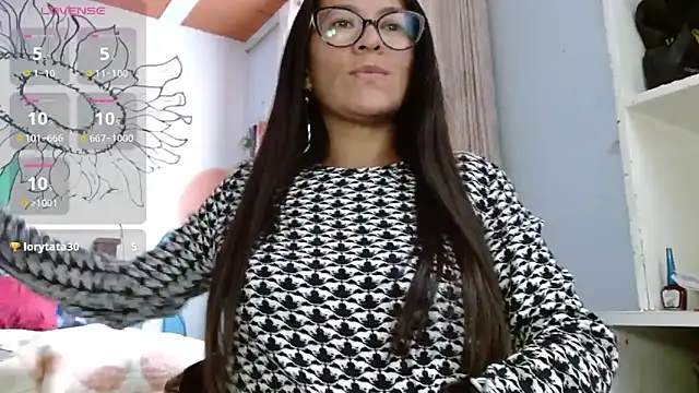 lupita84 online show from October 11, 2025, 9:46 pm