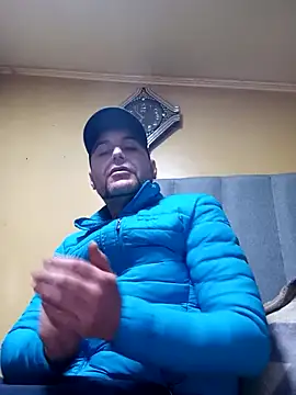 TrainedFinder5 online show from October 2, 2025, 4:41 am