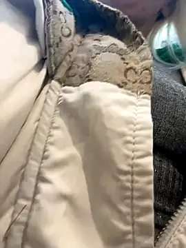 LikaCat online show from October 10, 2025, 4:22 am