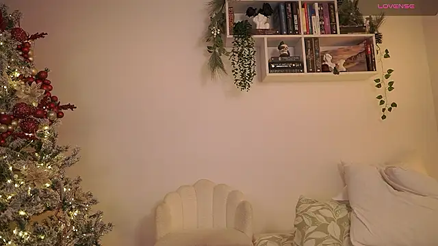 EmilyxRose - online show from December 2, 2024, 10:23 pm