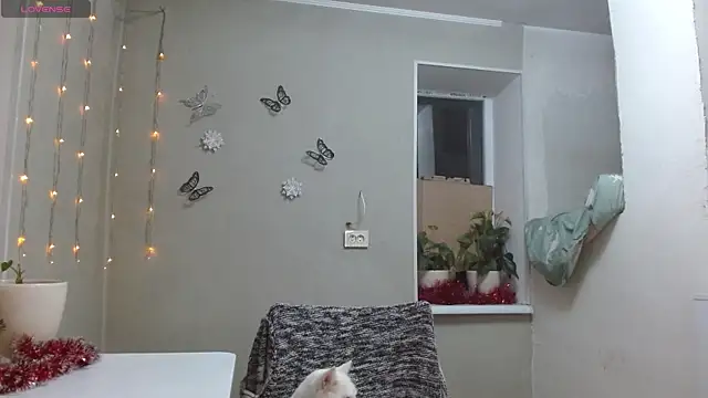 RosaJil online show from December 6, 2024, 4:28 pm