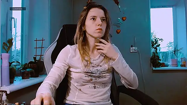 RosaJil online show from February 15, 2026, 2:25 pm