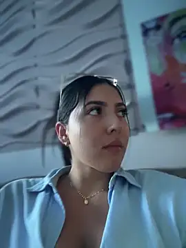 Snapshot of MarianaBenz chatting on February 27, 2025, 9:58 pm MarianaBenz online show from February 27, 2025, 9:58 pm