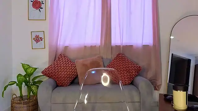 KristennBlue online show from March 21, 2025, 7:57 pm