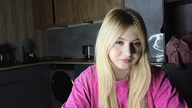 shy blondiee online show from January 12, 2026, 9:53 pm