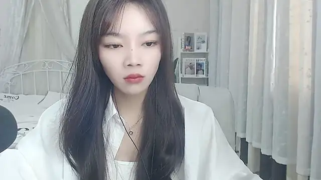 Jenny-Z online show from October 19, 2025, 1:39 am