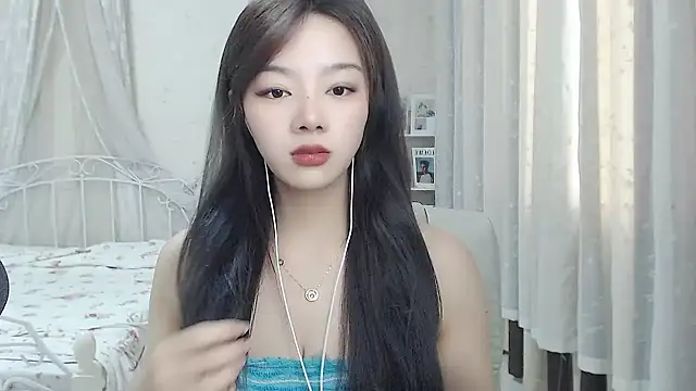 Snapshot of Jenny-Z chatting on June 3, 2026, 2:14 am Jenny-Z online show from June 3, 2026, 2:14 am