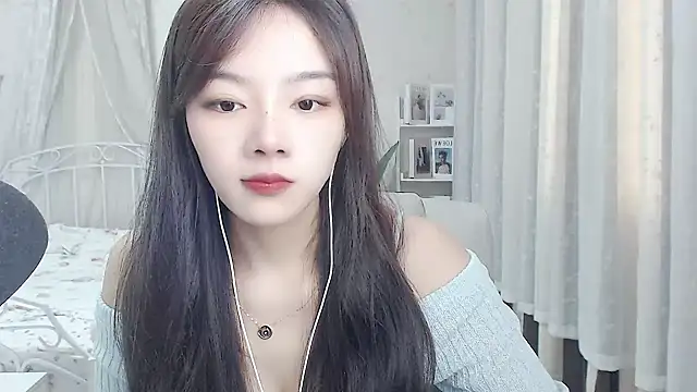 Snapshot of Jenny-Z chatting on June 16, 2026, 1:41 am Jenny-Z online show from June 16, 2026, 1:41 am