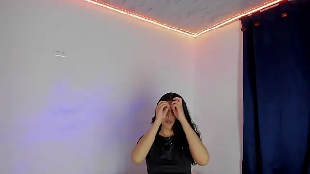 Snapshot of mari_mar69 chatting on January 15, 2025, 9:45 am mari mar69 online show from January 15, 2025, 9:45 am