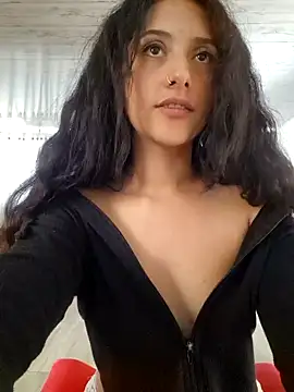 Snapshot of mari_mar69 chatting on February 6, 2025, 12:59 pm mari mar69 online show from February 6, 2025, 12:59 pm