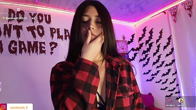 Snapshot of mari_mar69 chatting on October 6, 2025, 9:29 am mari mar69 online show from October 6, 2025, 9:29 am