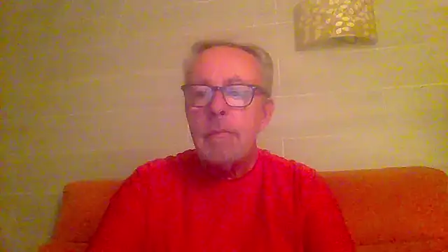 tuggy59 online show from April 11, 2026, 3:22 am