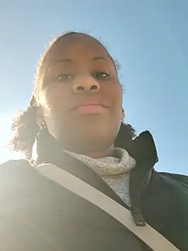 Jeniffer Jarvis online show from February 8, 2026, 10:40 am