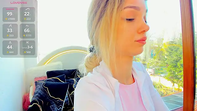 Sassy Teen online show from April 12, 2026, 6:18 am