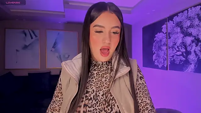 LindseyMoss online show from December 31, 2024, 4:38 am