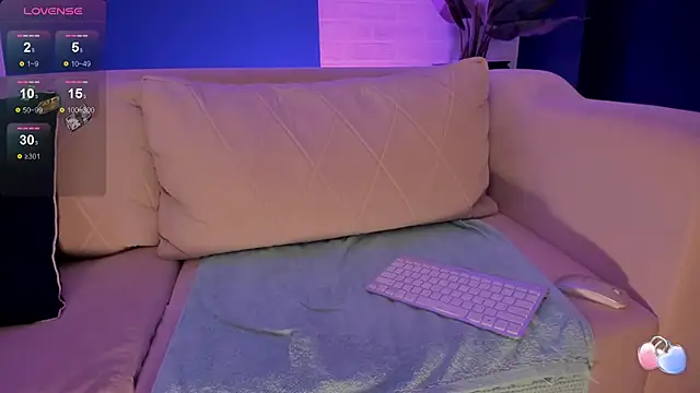 LindseyMoss online show from January 16, 2025, 6:35 am