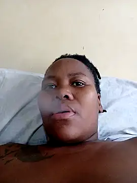 Snapshot of Real1SweetQueen chatting on March 16, 2025, 7:26 am Real1SweetQueen online show from March 16, 2025, 7:26 am