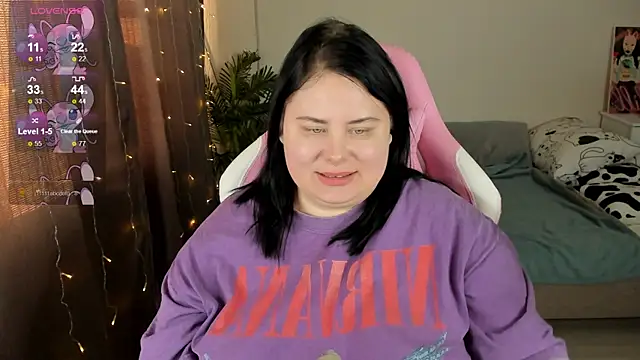 Akemi BBW online show from November 24, 2025, 5:29 am