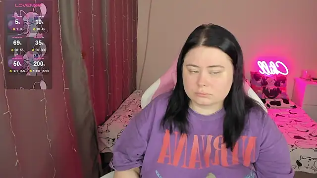 Akemi BBW online show from February 1, 2026, 6:01 am