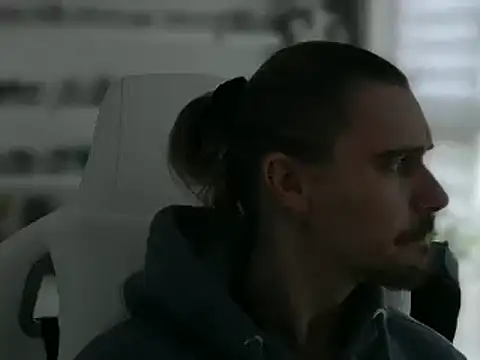 Snapshot of Madame-Vandersex chatting on February 5, 2025, 9:25 am Madame-Vandersex online show from February 5, 2025, 9:25 am