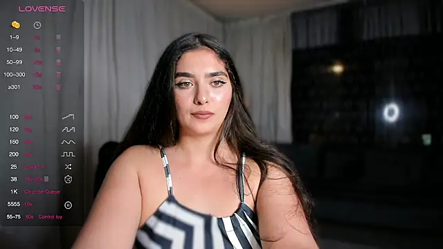 PortraitMarie online show from April 24, 2026, 7:27 pm