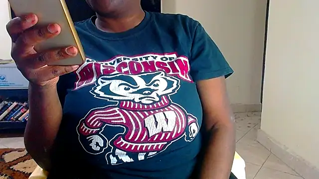 sunnylovexp online show from February 21, 2025, 7:32 pm