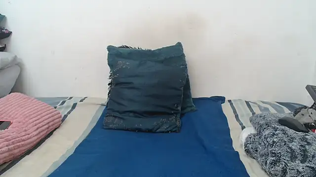 LongPussyLips94 online show from October 20, 2025, 9:26 pm