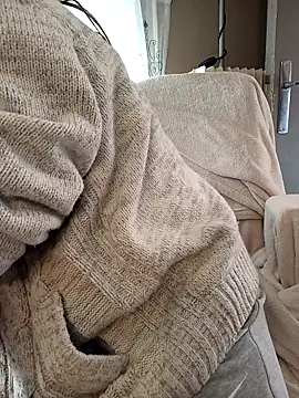 teekoine1 online show from October 25, 2025, 11:07 am