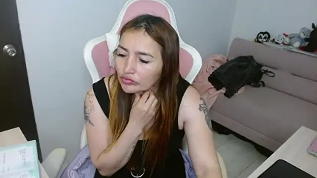 Snapshot of EVA_GRAYS chatting on February 23, 2026, 9:12 pm EVA GRAYS online show from February 23, 2026, 9:12 pm